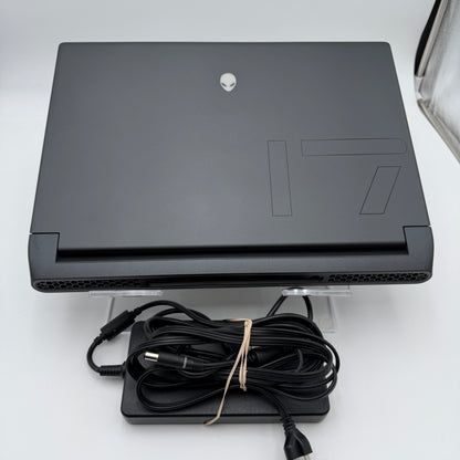 Alienware M17 R5 Gaming Laptop - 17-inch, AMD Ryzen 9, 32GB RAM, 2TB, RX 6850M XT READ