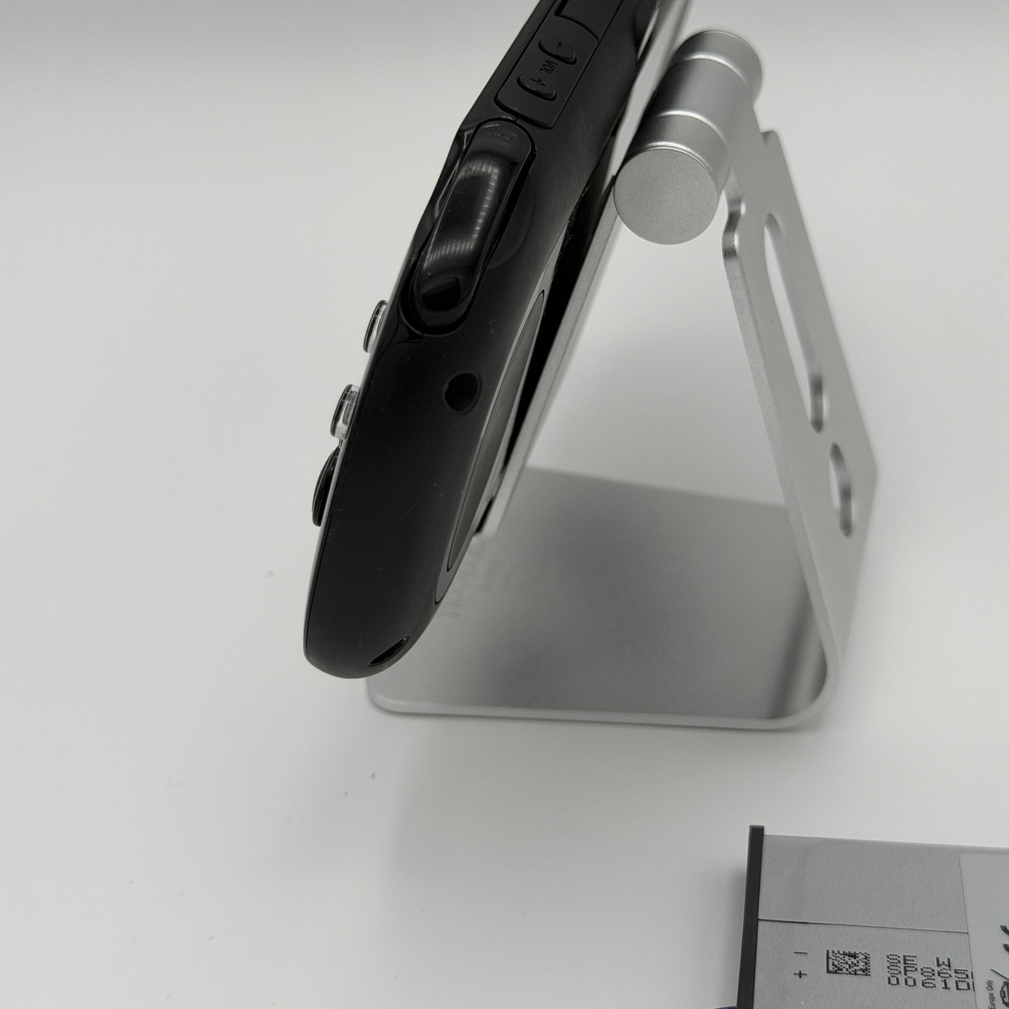 Sony PlayStation Vita Slim PCH-2001 Black For Parts or Repair