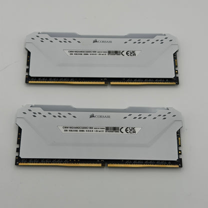 Corsair Vengeance RGB PRO 16GB DDR4 Memory Kit White 3200MHz CL16