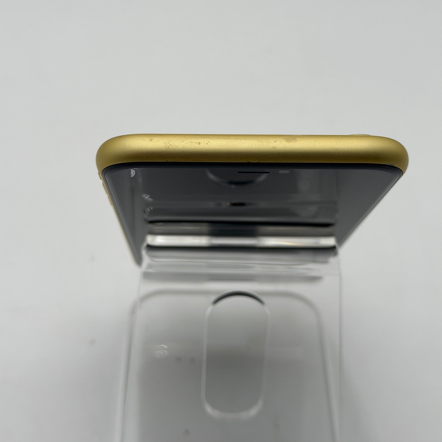 Apple iPhone 11 6.1" 64GB Yellow Unlocked Used