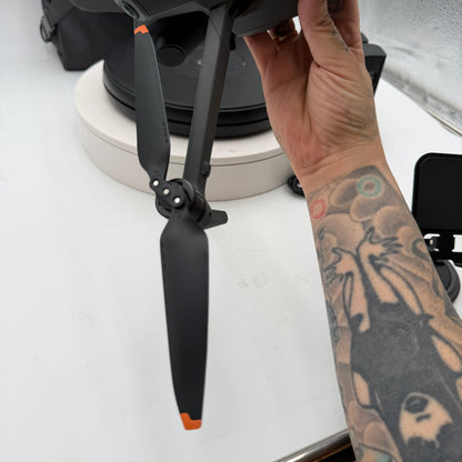 DJI Mavic 3 Classic Drone w/ Smart Remote, Case and 3 Batteries