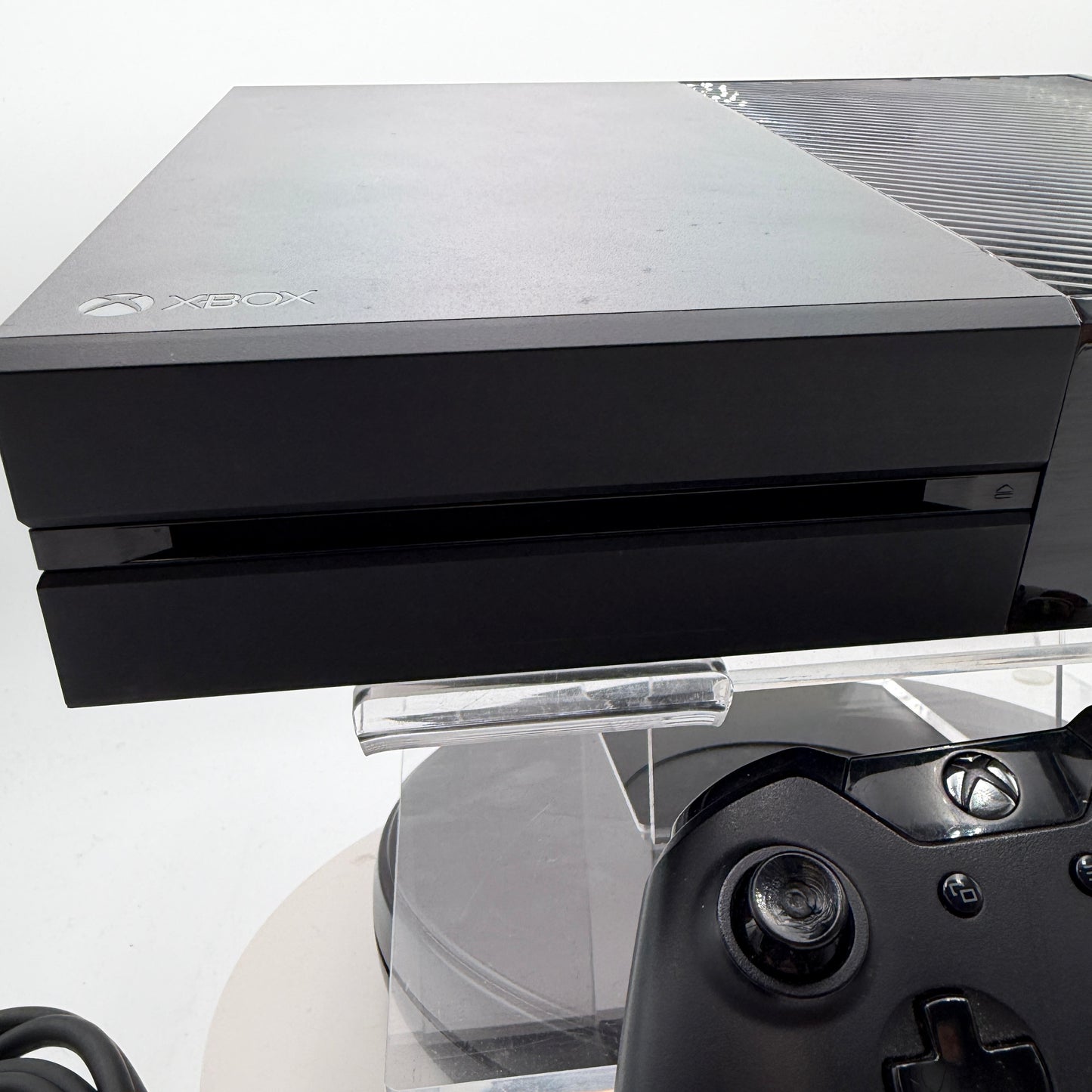 Microsoft Xbox One (1540) 2013 Video Game System Black