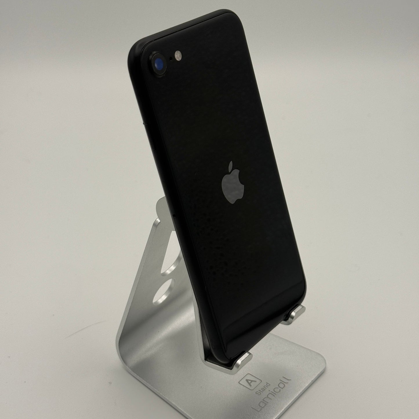 Unlocked Apple iPhone SE 64GB  Black Service battery