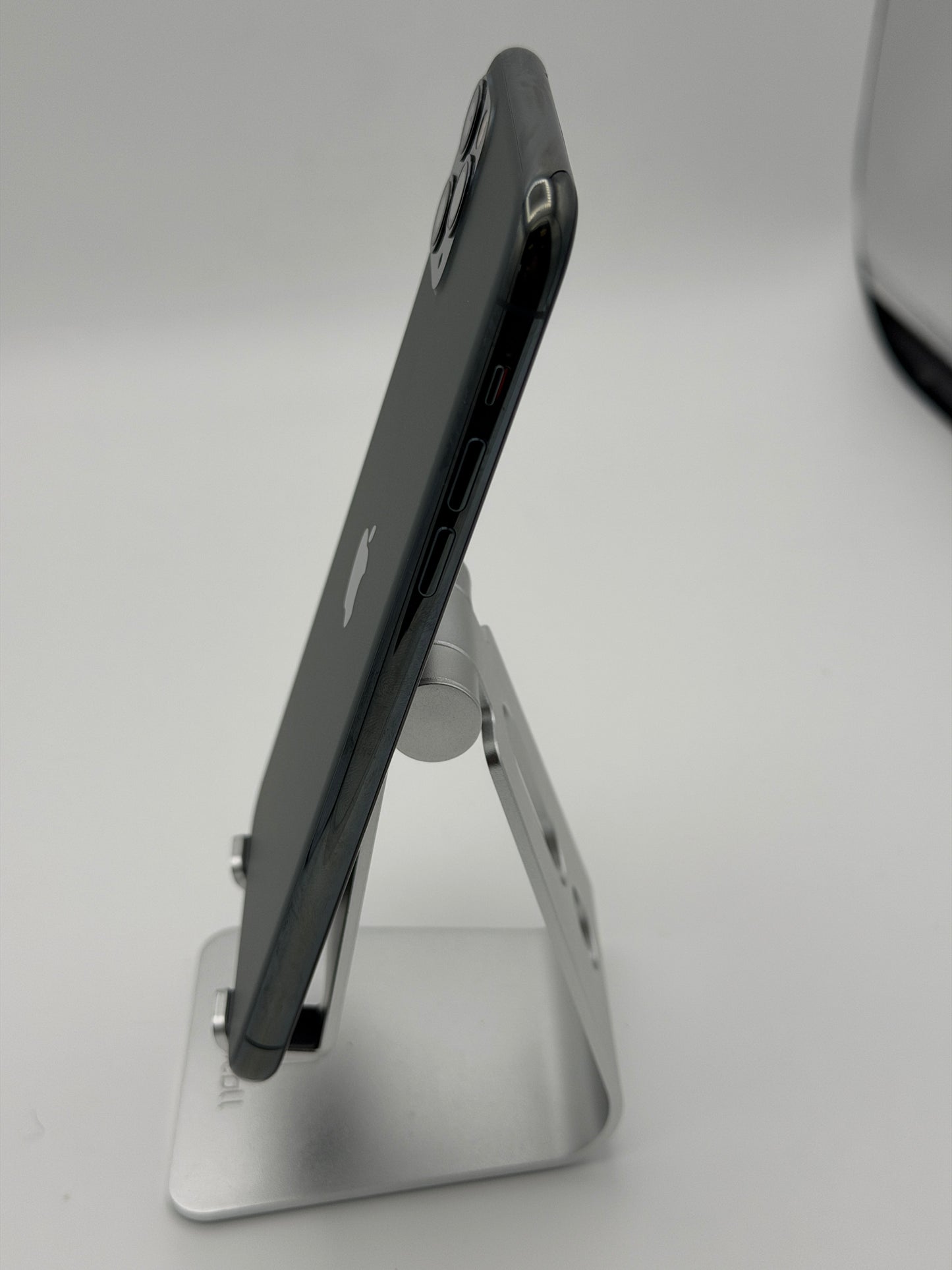 Unlocked Apple iPhone 11 Pro Max 256GB Forrest Green Clean IMEI