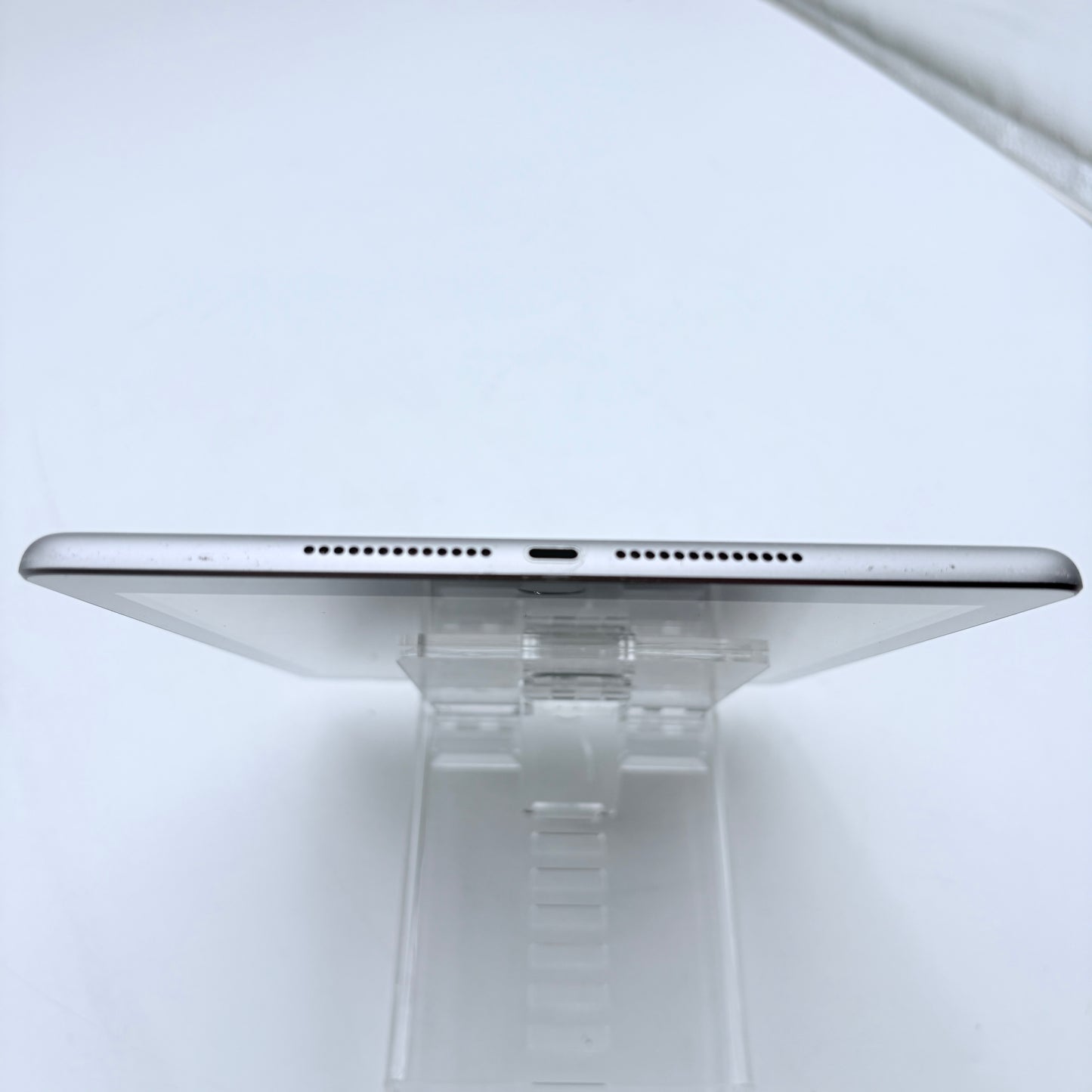 Apple iPad (5th Gen) A1823 128GB Cellular Unlocked