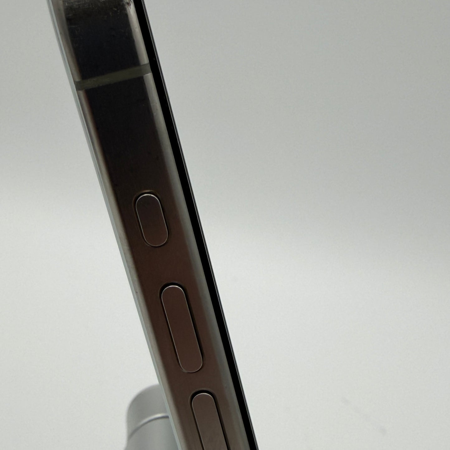 Apple iPhone 15 Pro Max 6.7 inch 256GB White Unlocked READ