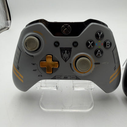 Microsoft Xbox One Controller Lot for Parts Multi-Colored For Parts or Repair READ
