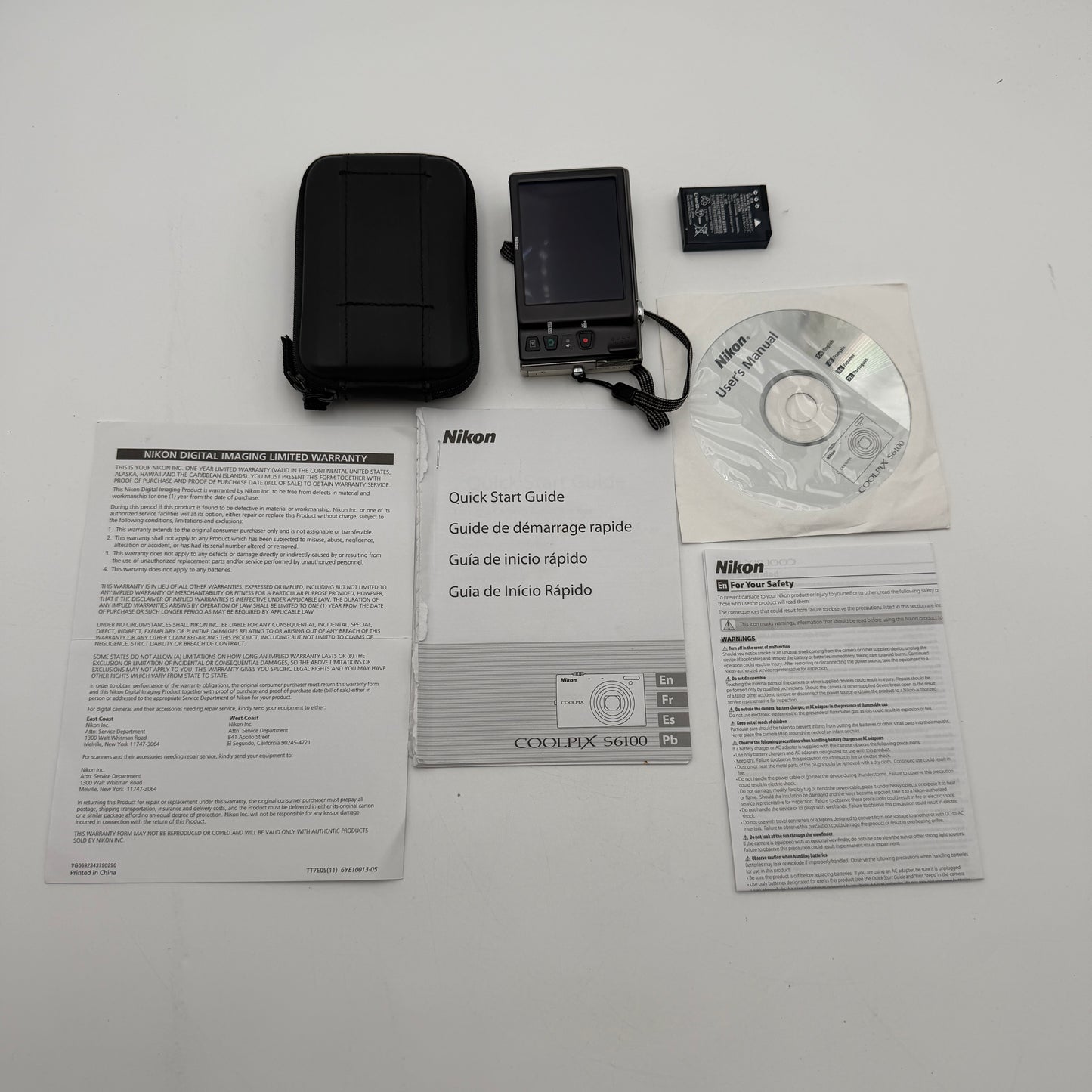 Used Nikon Coolpix S6100 Digital Camera Silver with Carrying Bag