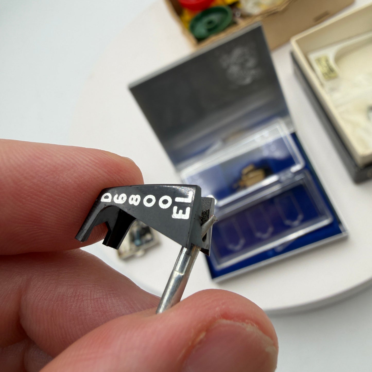 Lot of Untested Vintage Turntable Needles & Stylus Cartridges