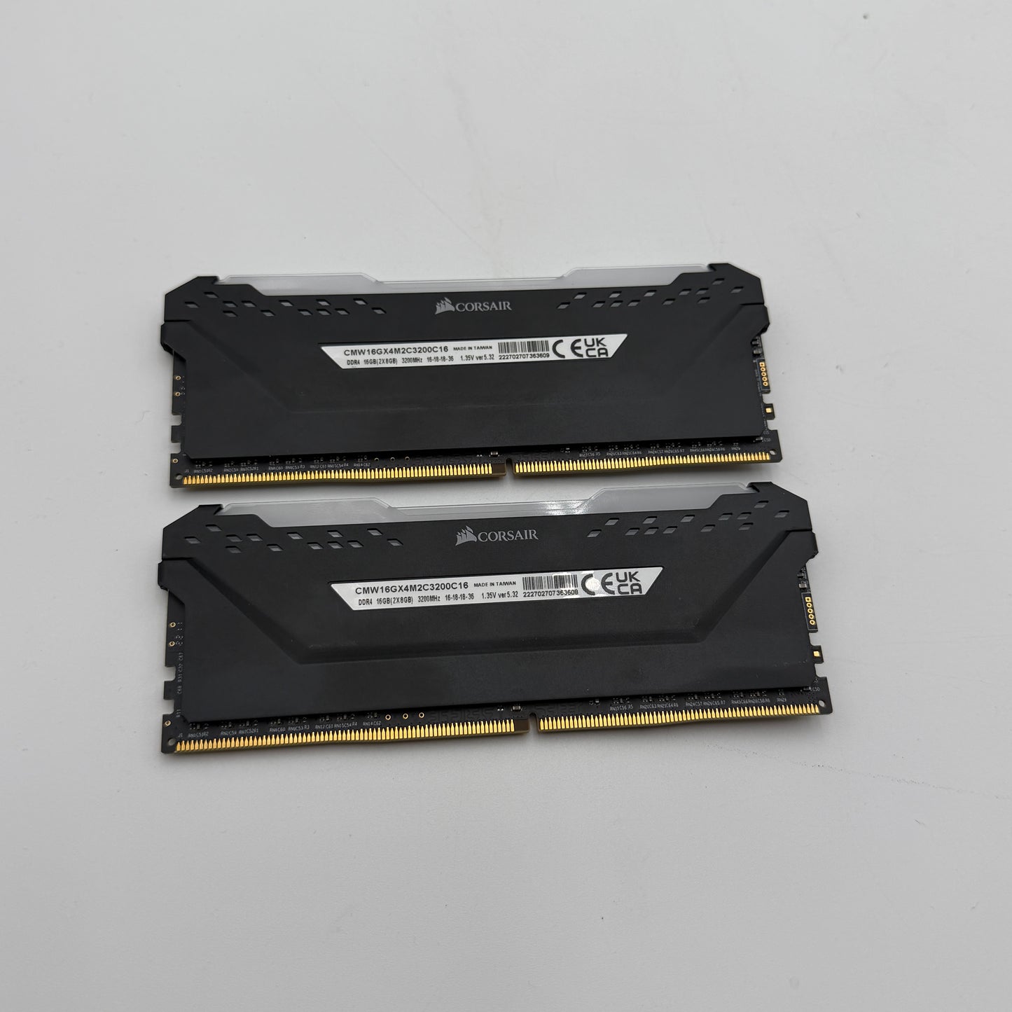 CORSAIR CMW16GX4M2C3200C16 3200 MHz 16GB DDR4 RAM
