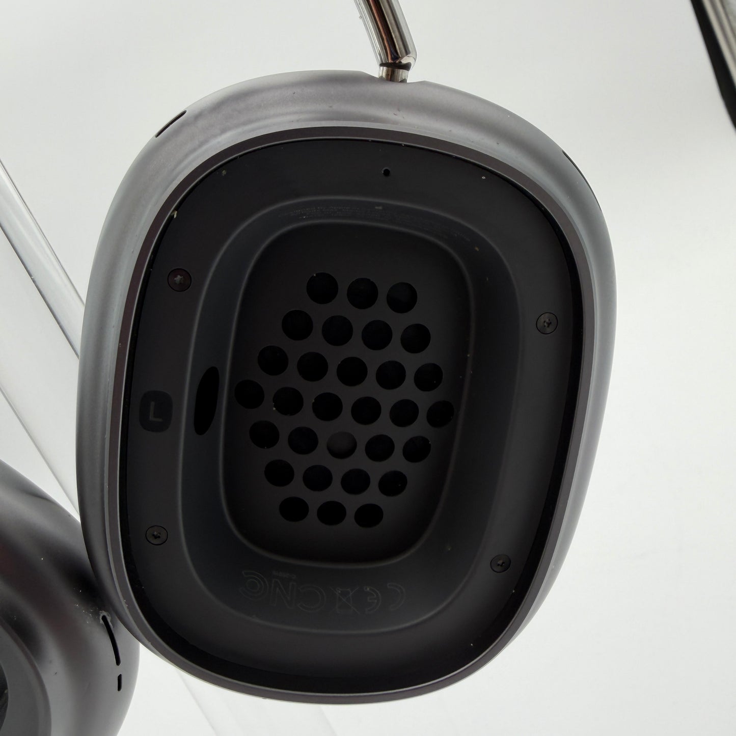 Apple AirPods Max A2096 Black With Smart Case A2301 Used