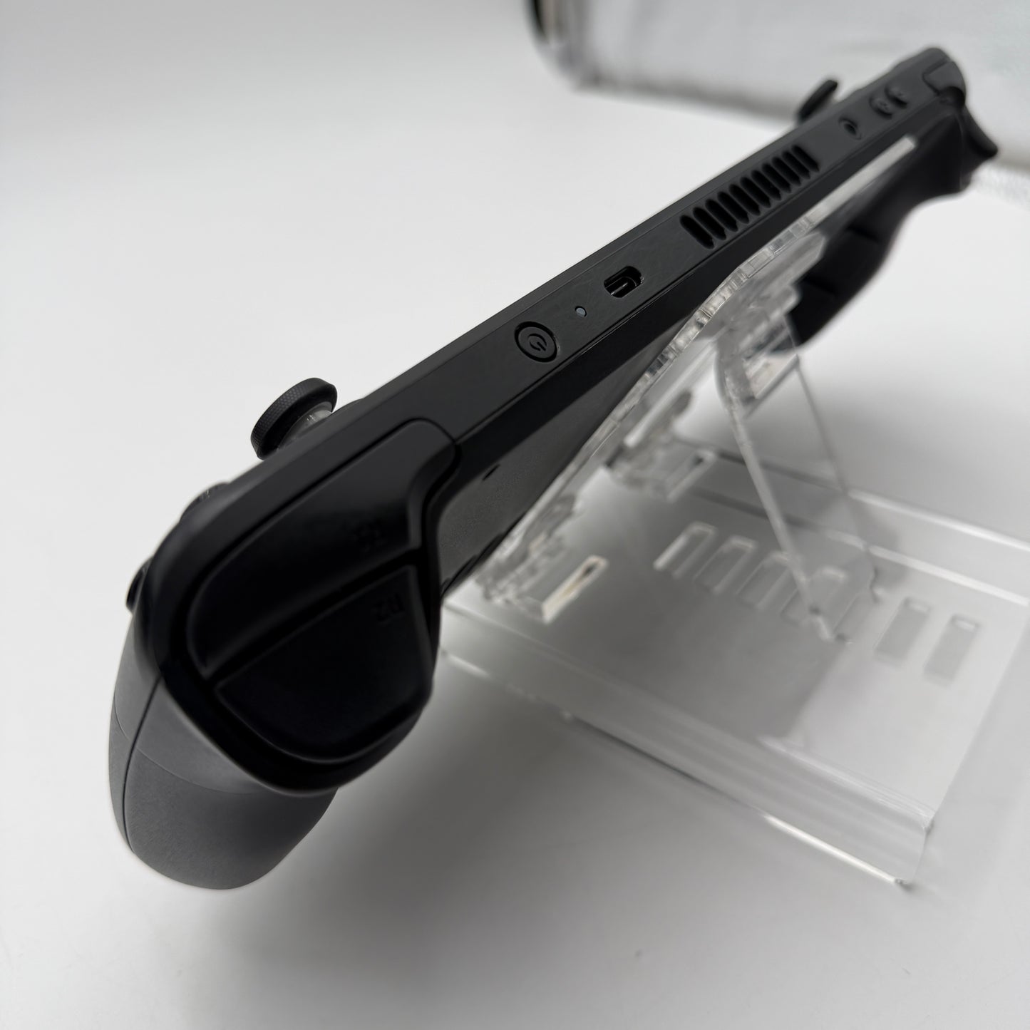 Valve Steam Deck LCD (1010) Handheld Gaming PC