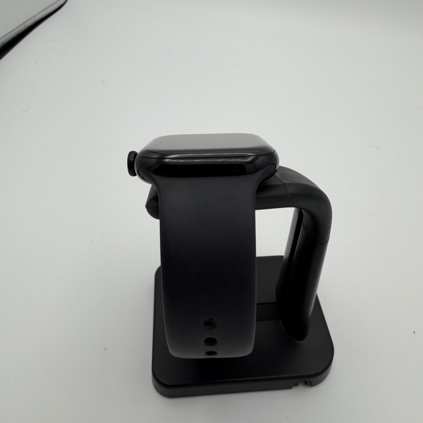 Apple Watch Series 11 46mm GPS A3333 Jet Black Aluminum 100% Battery