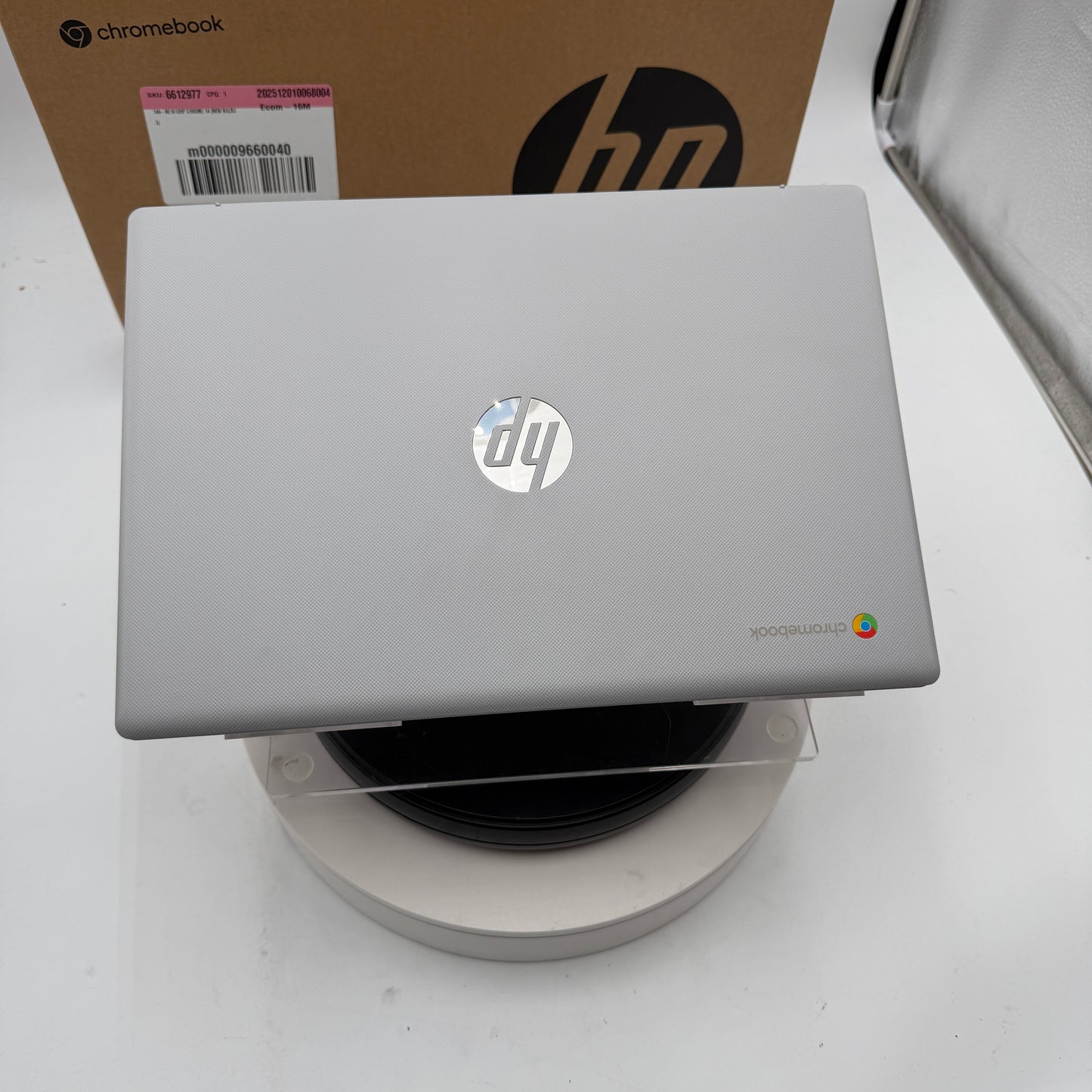 HP Chromebook 14a-1013dx 14-inch Laptop 4GB RAM 64GB Silver New Open Box
