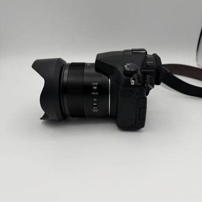 Lumix DMC-FZ1000 20.1 MP Digital Camera With Bag and Extras