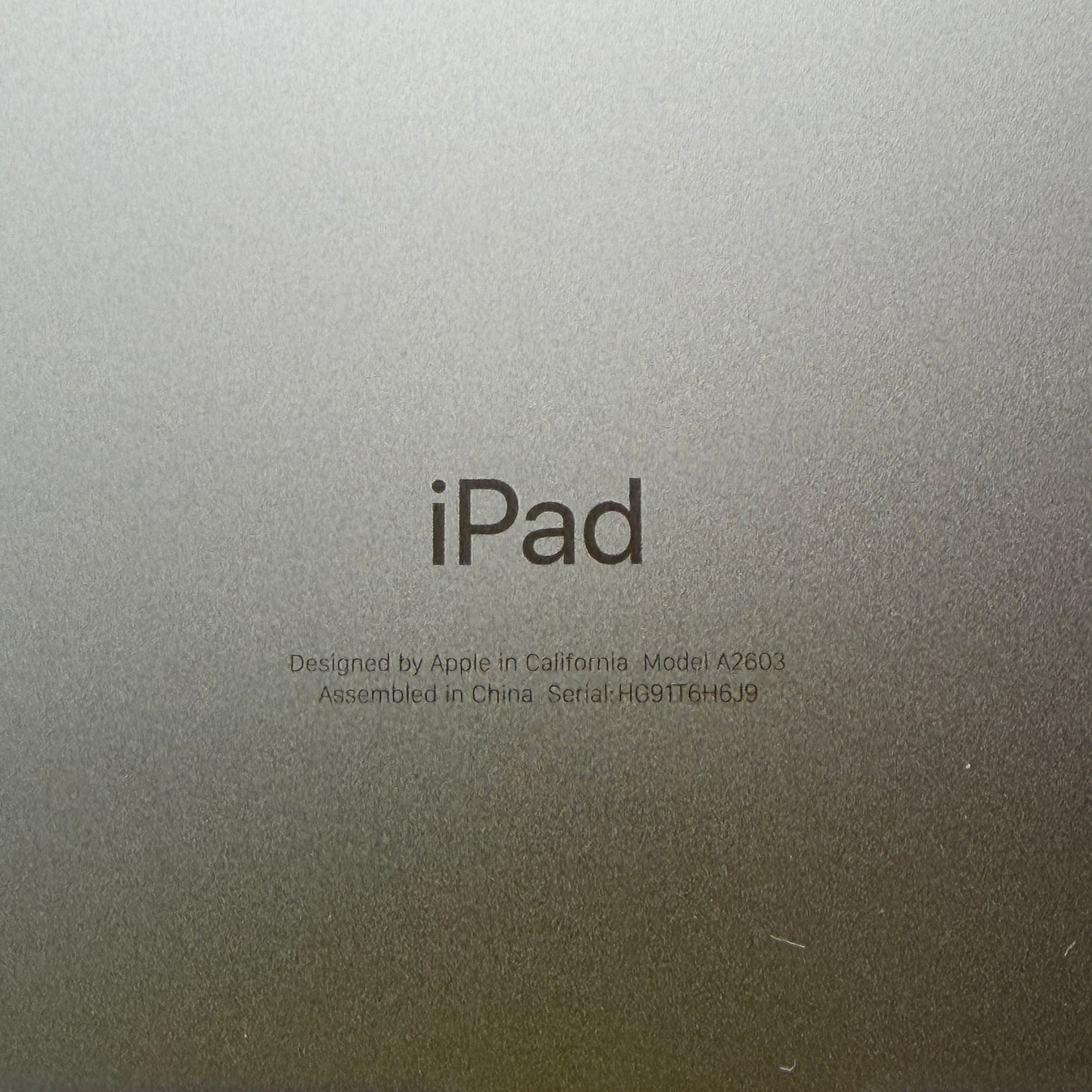 Apple iPad 9th Gen A2603 (2021) 64GB Space Gray WiFi + Cellular Unlocked