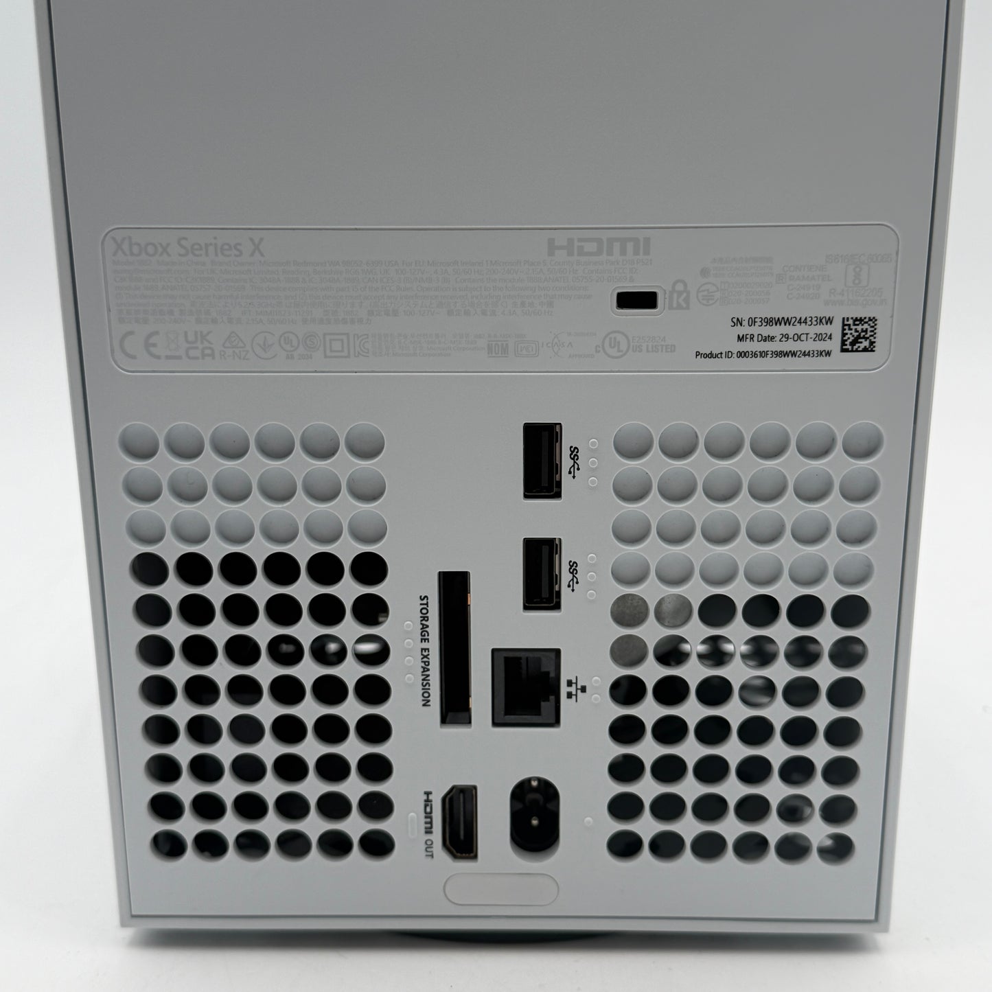 Used Microsoft Xbox Series X 1882 Digital 1TB Console White