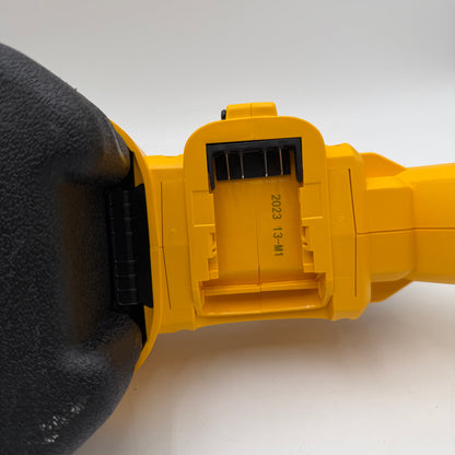 DeWalt DCV517 1/2 Gallon Cordless Wet/Dry Vacuum TOOL ONLY