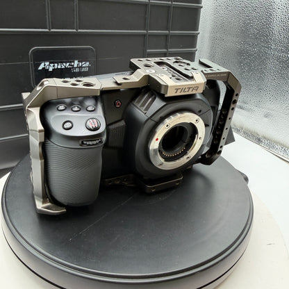 Blackmagic Pocket Cinema Camera 4K 2018 w/ 3 Batteries, Cage, Flight Case