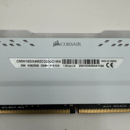 CORSAIR Vengeance RGB Pro 16GB (2x8GB) DDR4 3200MHz White RAM