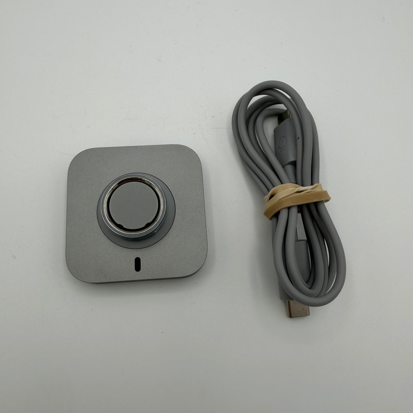 Oura Ring 4 Smart Ring Size 7 Black Silver with Charger and Base