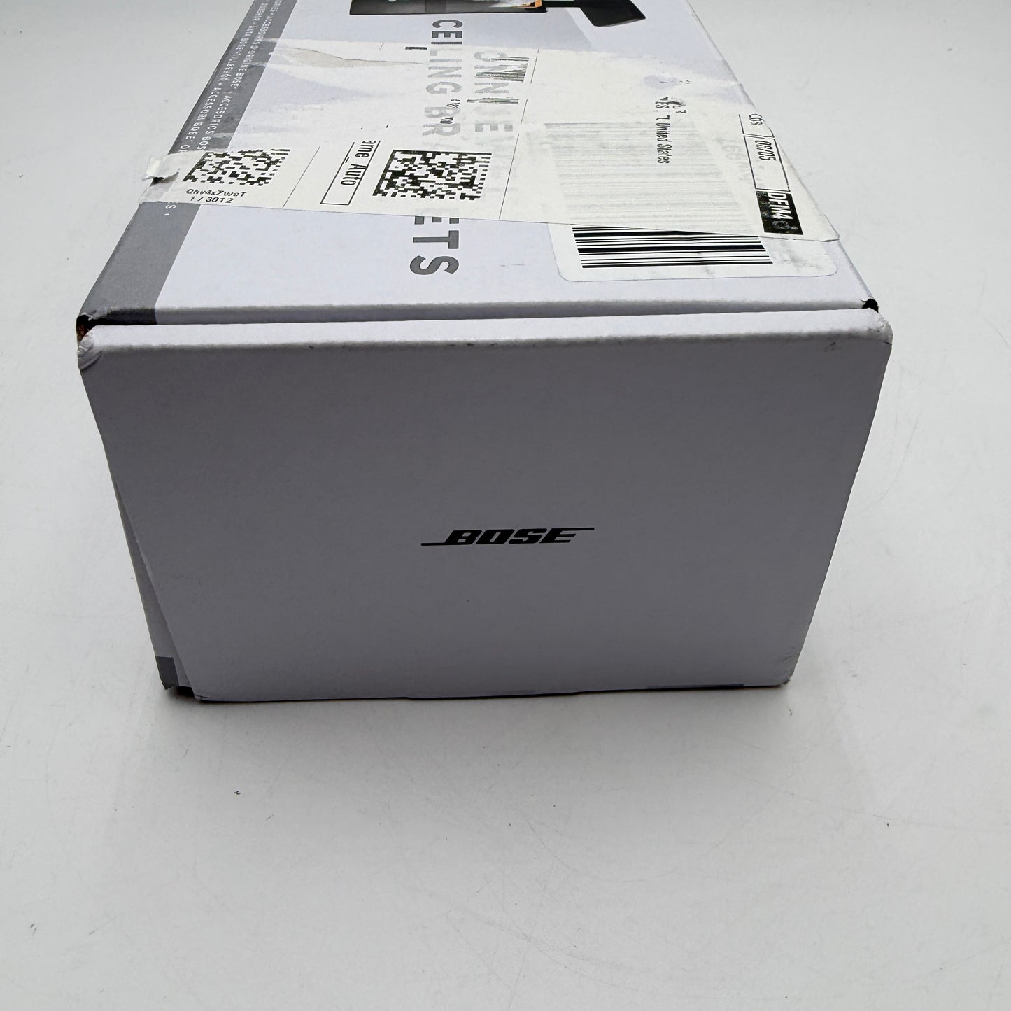 Bose OmniJewel Ceiling Brackets for Bose Surround 700 Speakers Black Open Box