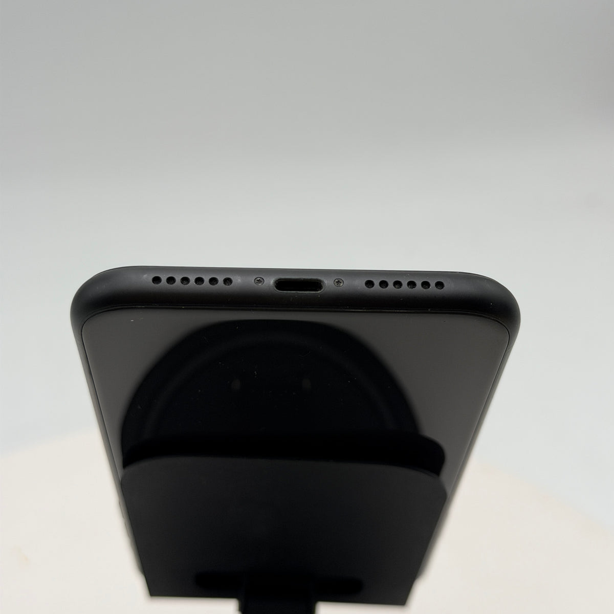 Apple iPhone 11 64GB Black Metro PCS READ