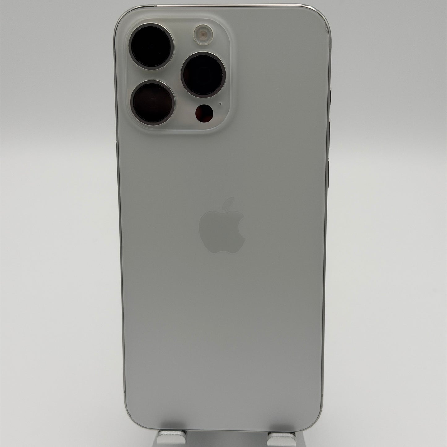 Apple iPhone 15 Pro Max 512GB White Boost Mobile Only READ