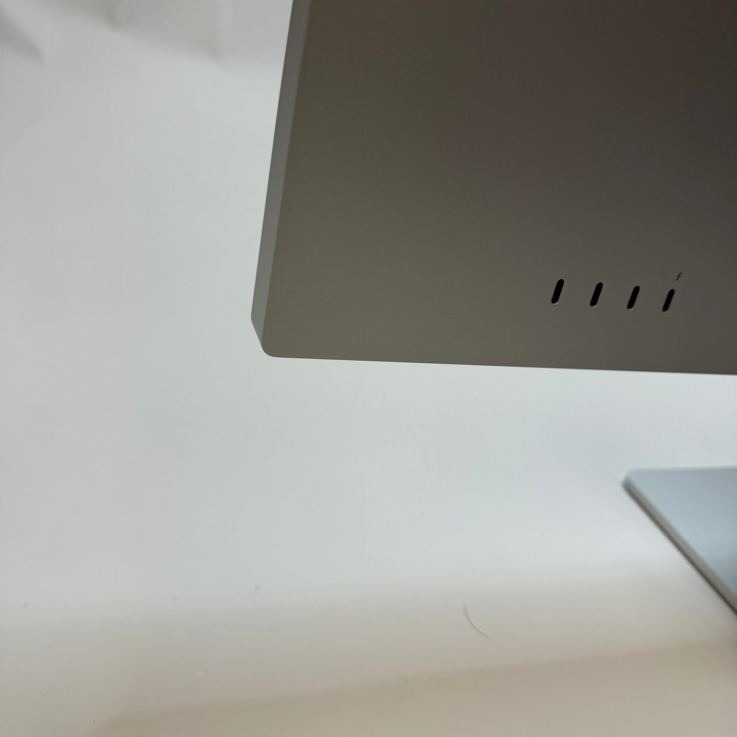 Apple Studio Display 27" A2525 2022 Monitor MINTY!