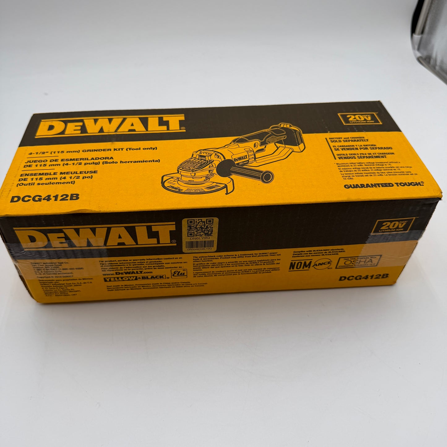 DeWalt DCG412B 4-1/2" (115 mm) Grinder Kit Tool Only NIB