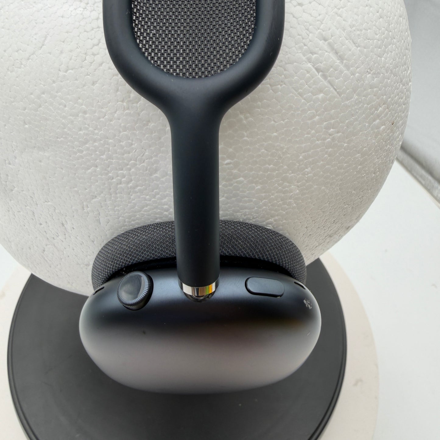 Apple AirPods Max A3184 USB-C (2024) Blue Scratch and Dent