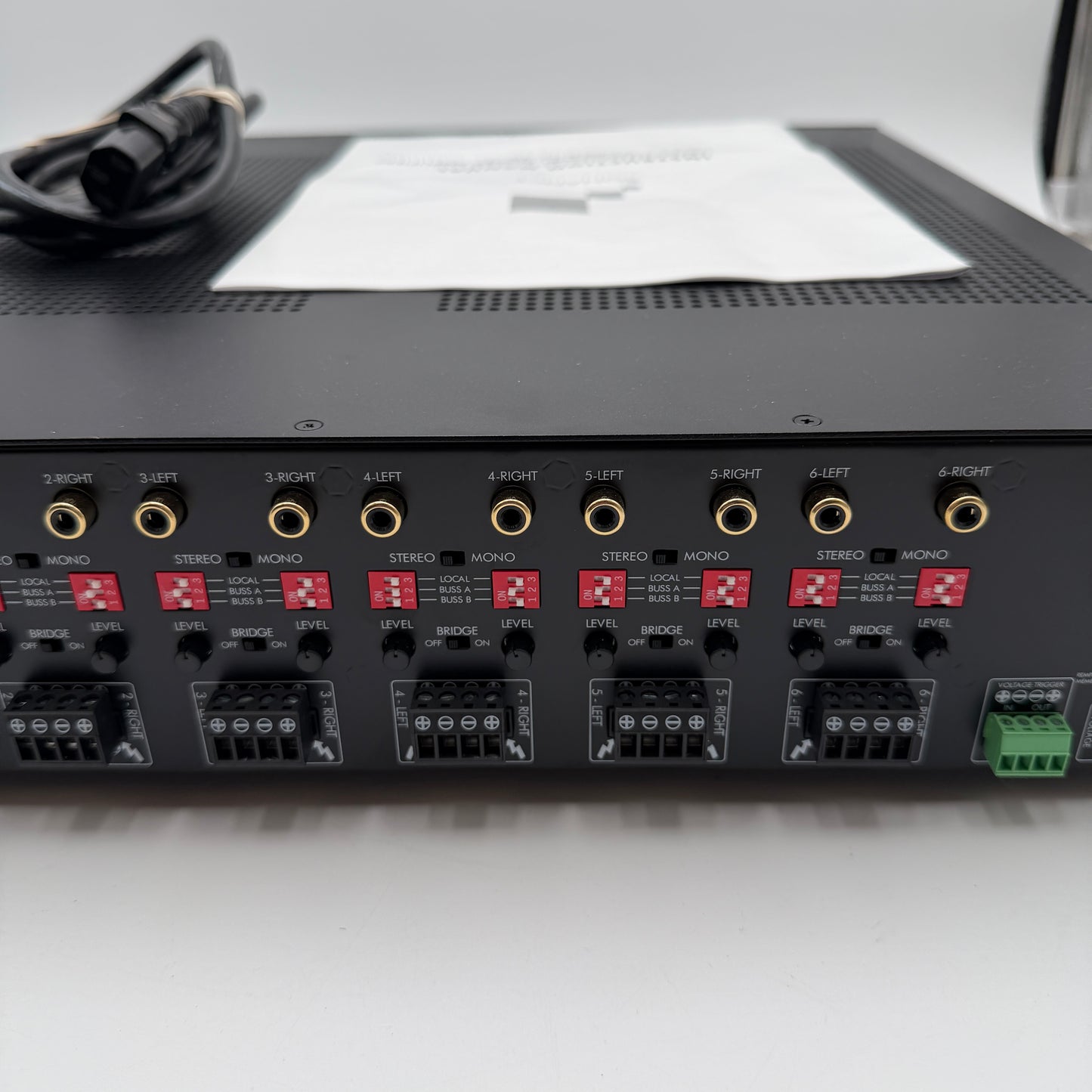 Sonance Sonamp 12-50 Multi-Channel Power Amplifier Black Used