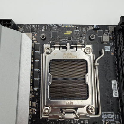 MSI MPG B650I EDGE WIFI AMD AM5 Mini-ITX DDR5 Motherboard READ