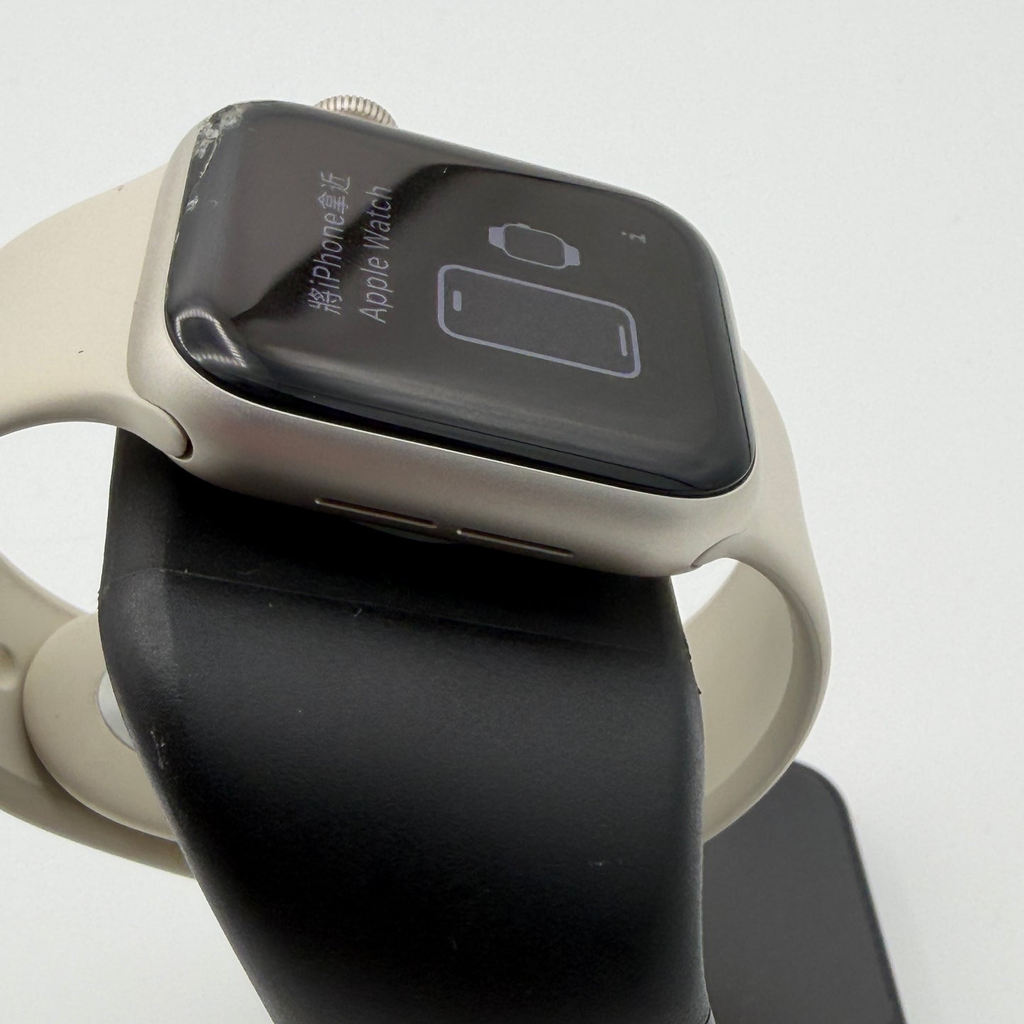 Apple Watch SE 2 GPS + Cellular 40mm Aluminum Smart Watch - Silver/Starlight