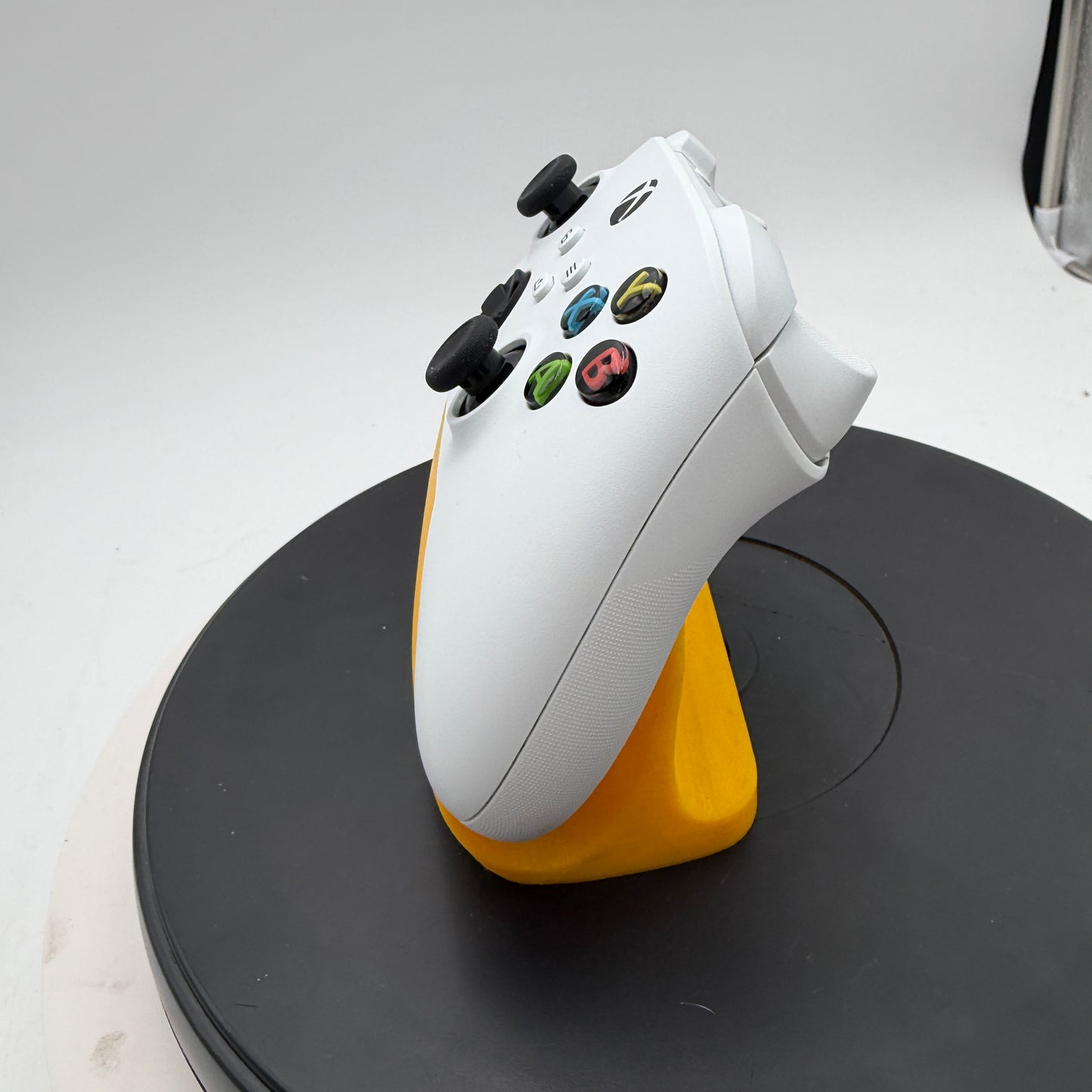 Microsoft Xbox Series S (1883) 2025 500GB White Video Game System