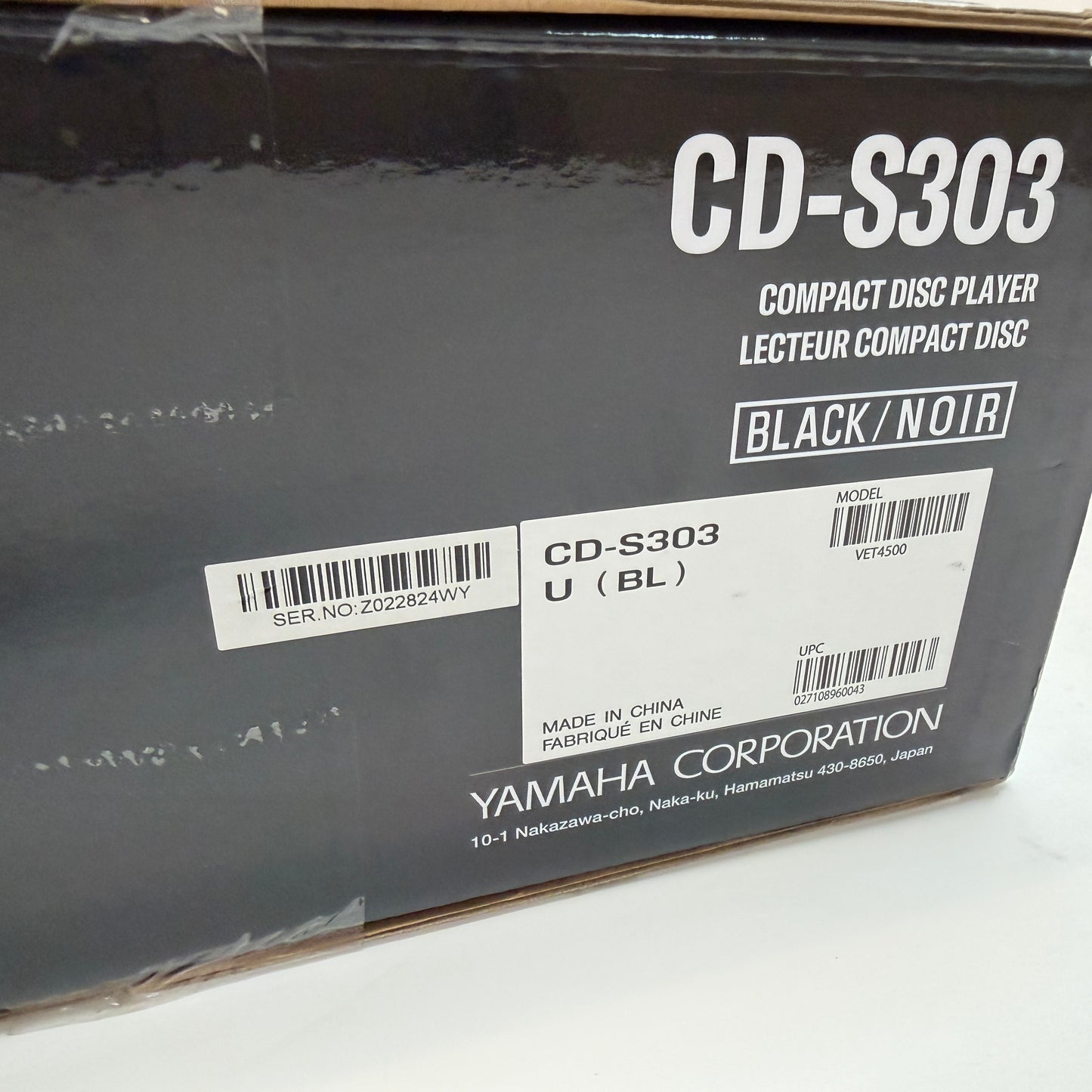 Yamaha CD-S303 Black Compact Disc Player New In Box