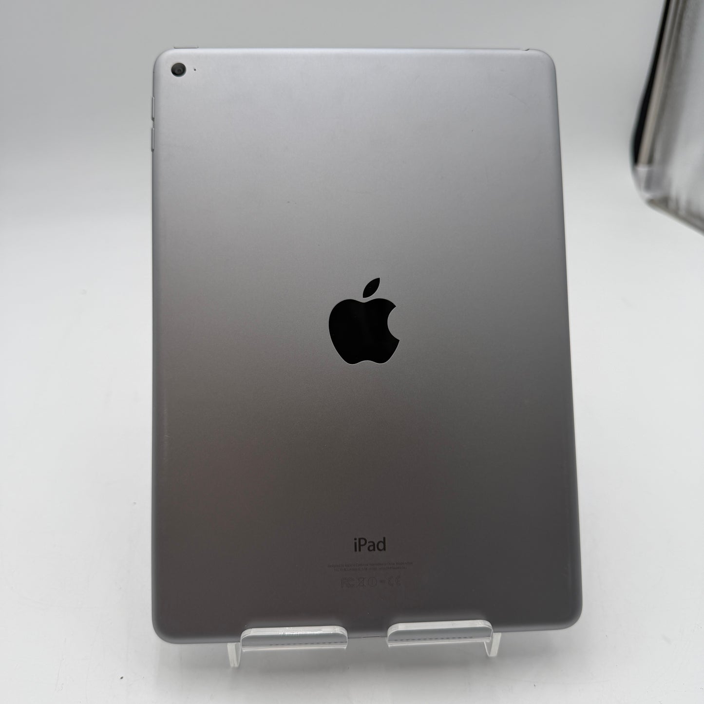Apple iPad Air (2nd Gen) A1566 Silver 64GB READ