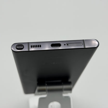 Unlocked Samsung Galaxy S22 Ultra 512GB Black
