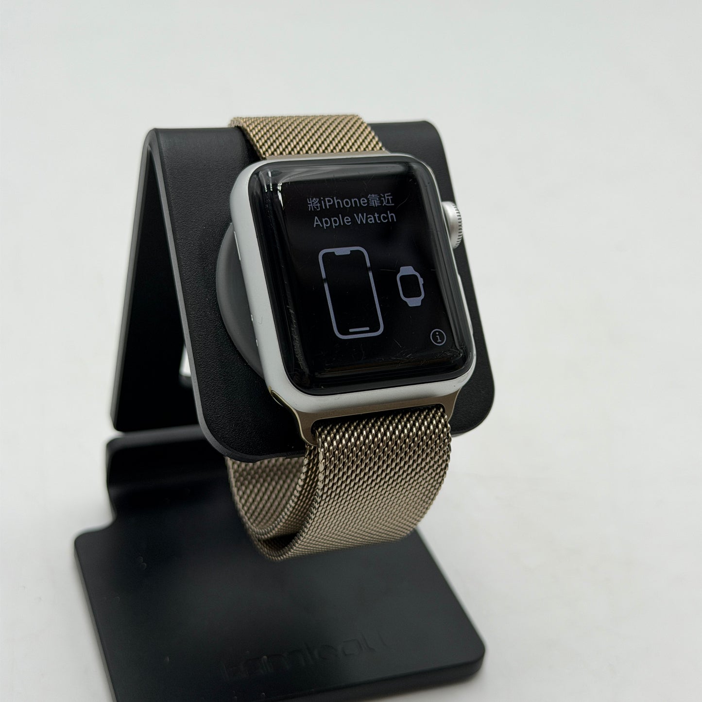 Apple Watch Series 3 GPS A1858 (2017) 38mm Silver Aluminum Smart Watch