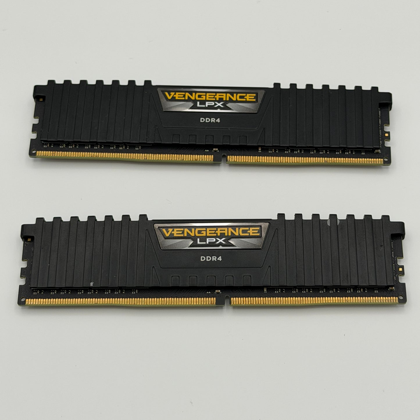 CORSAIR Vengeance LPX 16GB DDR4-3200 Memory