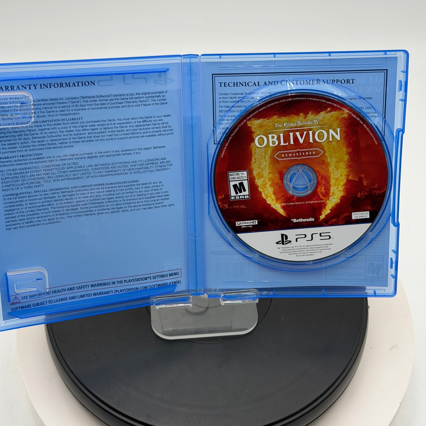 Elder Scrolls IV Oblivion Remastered Deluxe Edition for PlayStation 5 CIB