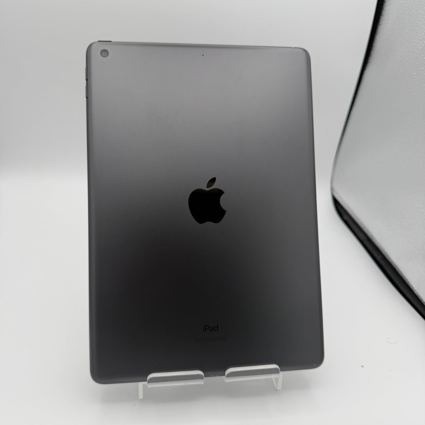 Apple iPad 9th Gen A2602 (2021) 64GB Wi‑Fi Only Tablet Space Grey