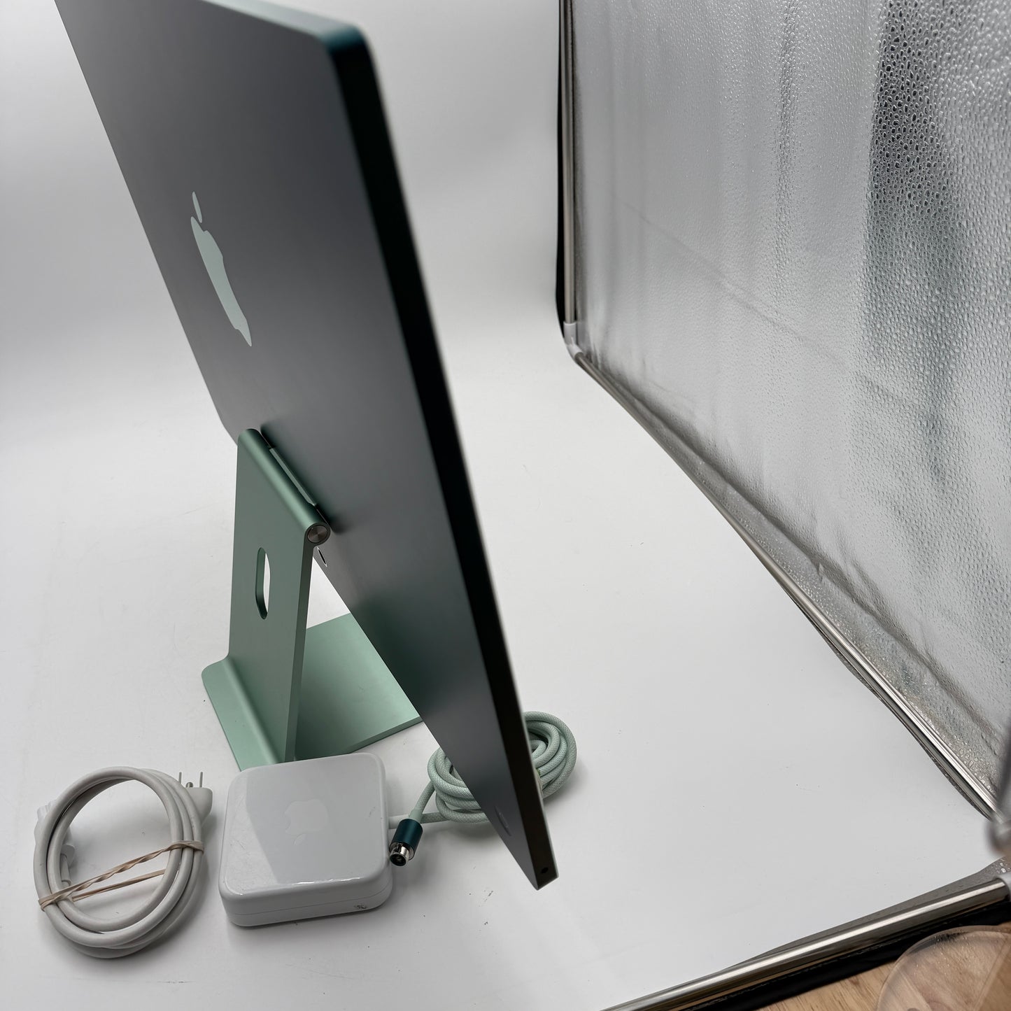 Apple iMac 24" M1 A2439 2021 For Parts or Repair