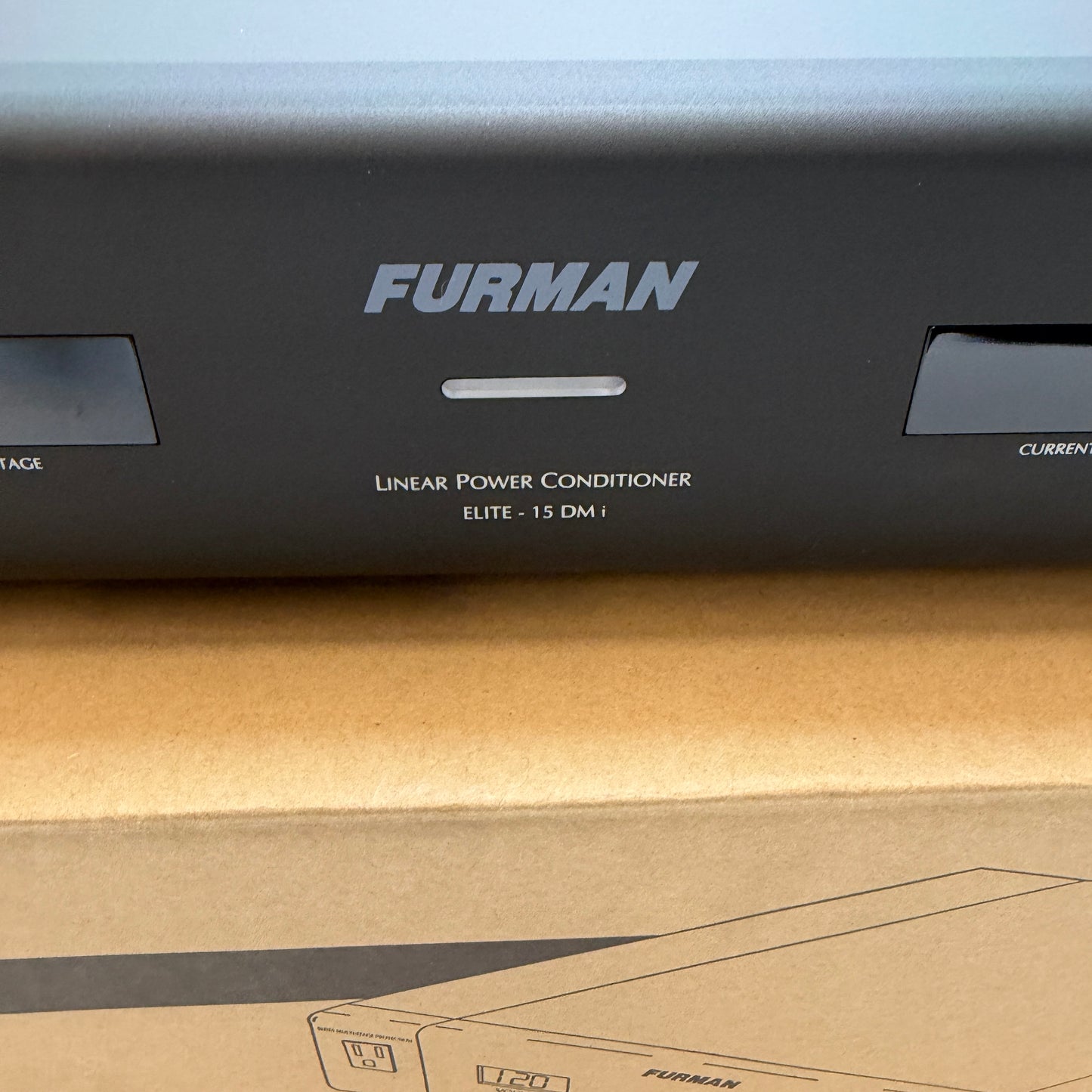 Furman Elite-15 DM i Linear Filtering AC Power Conditioner Black Used