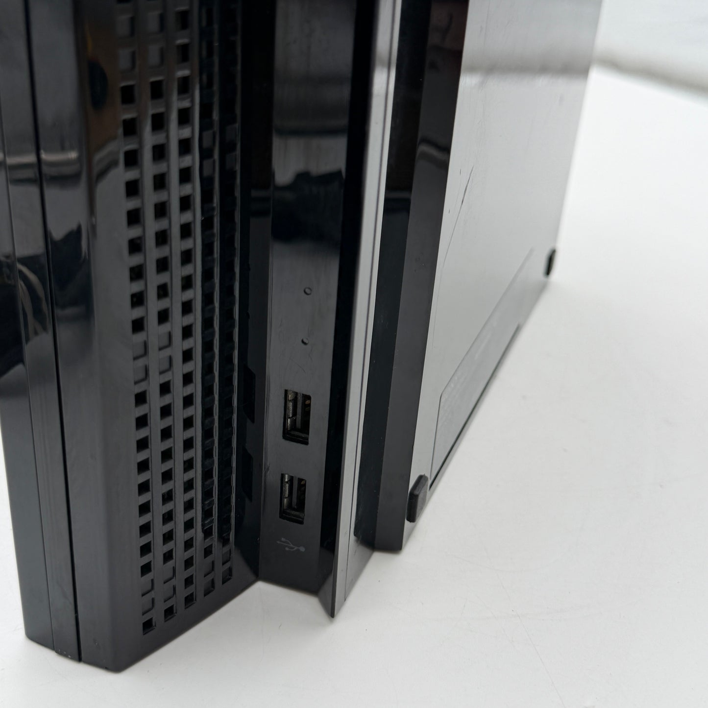 Sony PlayStation 3 (CECHL01) Console Only