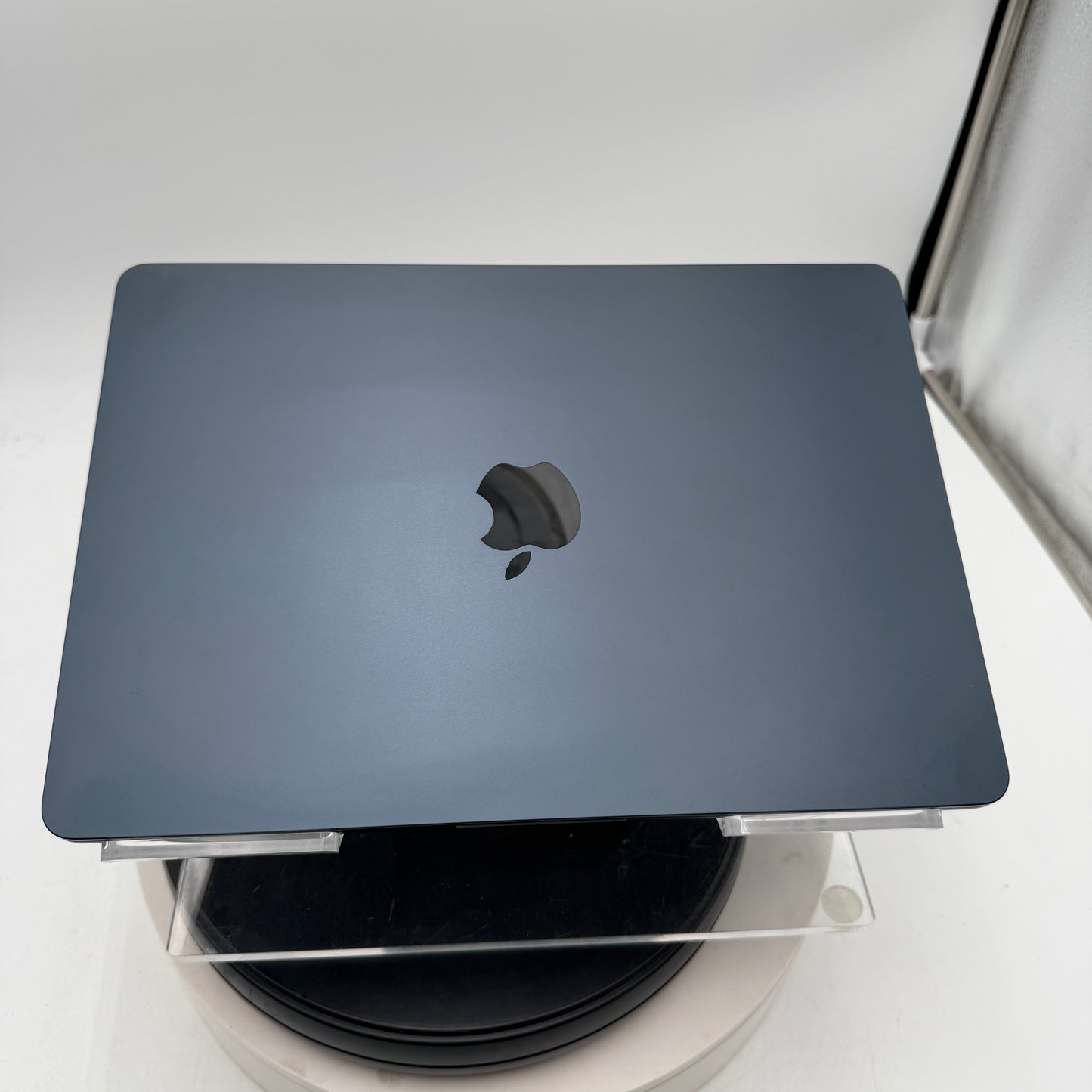 Apple MacBook Air 13-inch M2 A2681 2023 8GB 256GB 100% Batt Black