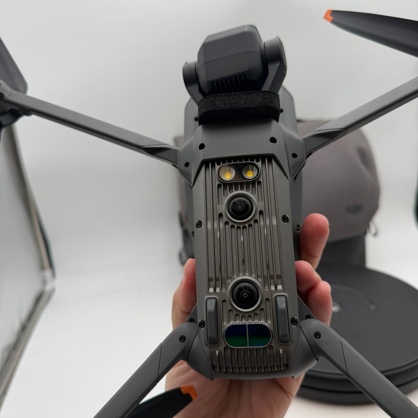 DJI Mavic 3 Classic Drone w/ Smart Remote, Case and 3 Batteries