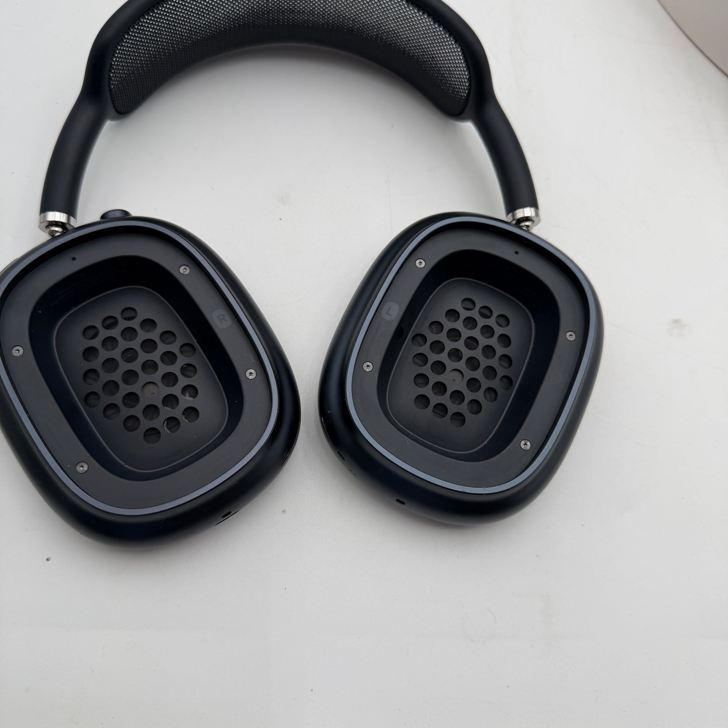 Apple AirPods Max A3184 USB-C (2024) Blue Scratch and Dent