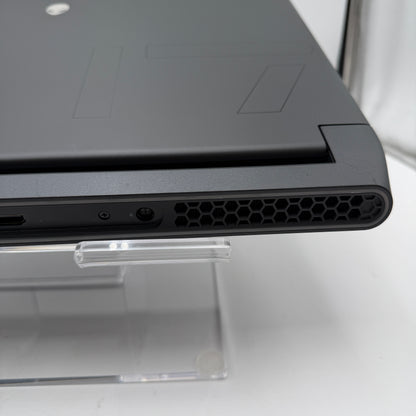 Alienware M17 R5 Gaming Laptop - 17-inch, AMD Ryzen 9, 32GB RAM, 2TB, RX 6850M XT READ