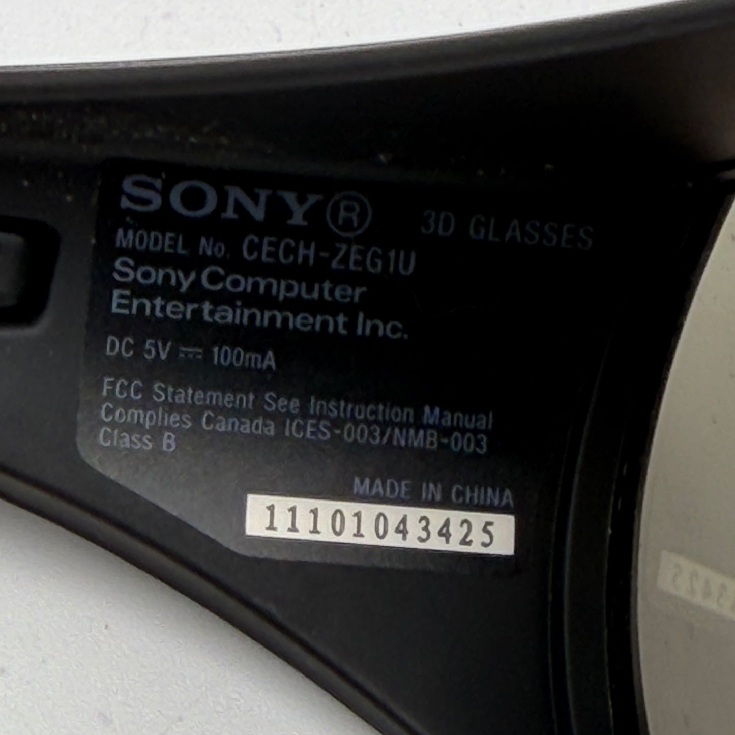 Sony Active 3D Rechargeable Glasses for PS3 Playstation 3 3D TV CECH-ZEG1U - Black